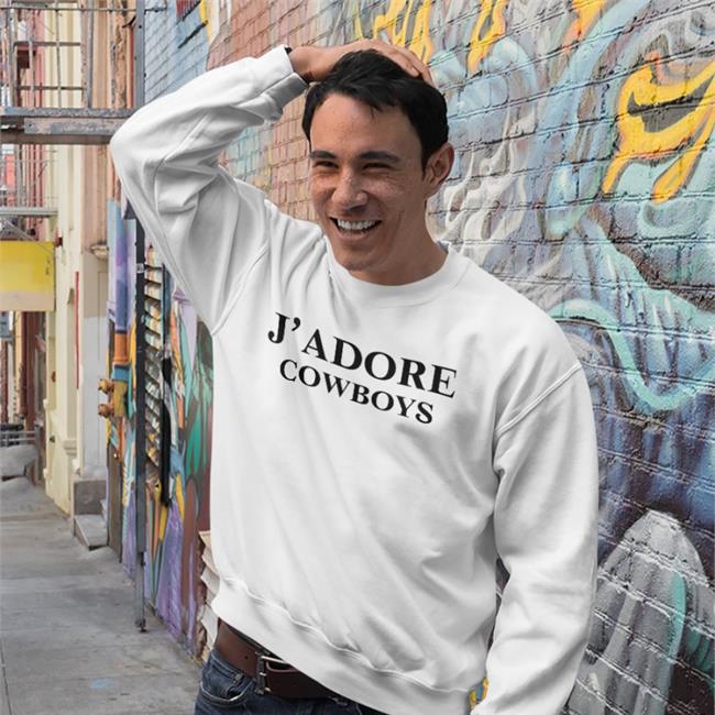 Kendall Jenner Models Wearing J' Adore Cowboys Tee Shirt