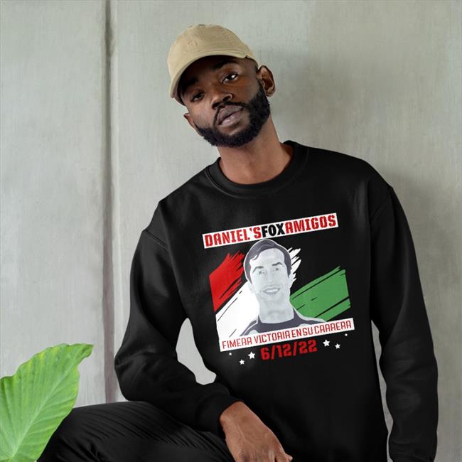 Daniel's Fox Amigos Fimera Victoria Ensu Carrera Hoodie