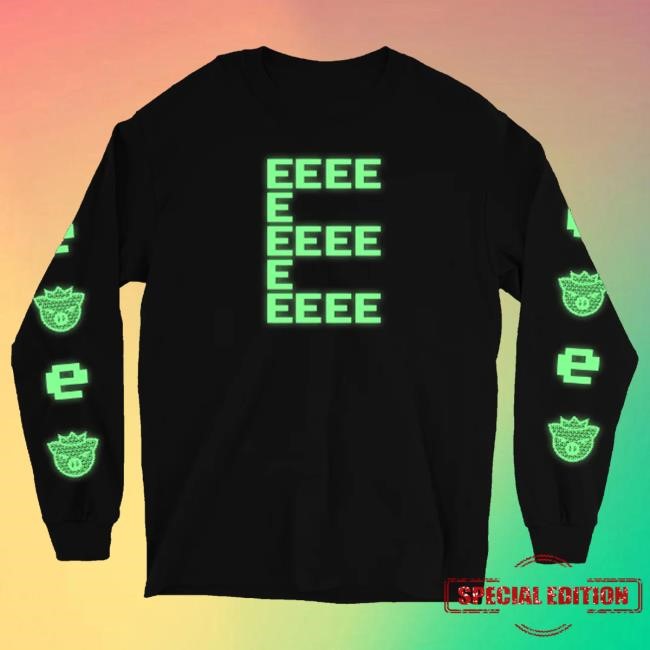 Official Technoblade Merch E Redux Glow In The Dark Long Sleeve Tee (Black) Crewneck Sweatshirt