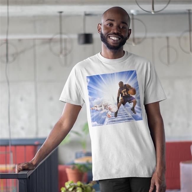 LakeShowYo The Queen When She Runs Into Kobe Shirt Elizabeth II