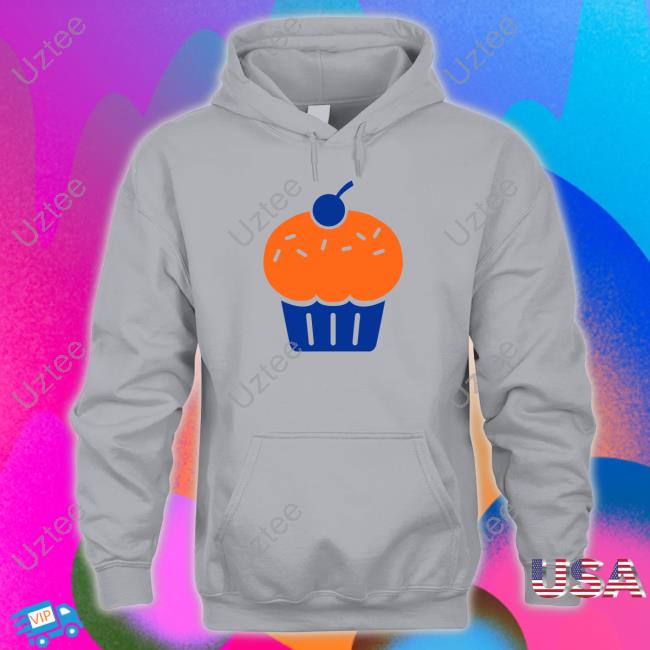 Draymond Green Wearing Cupcake T Shirt
